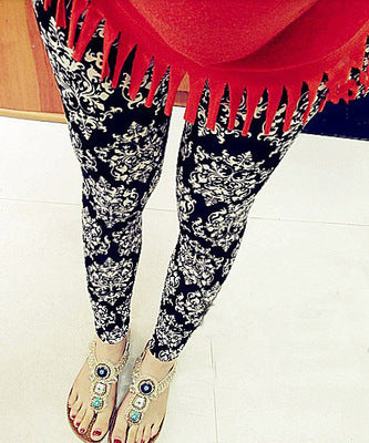 Women's Blue And White Porcelain Milk Silk Leggings