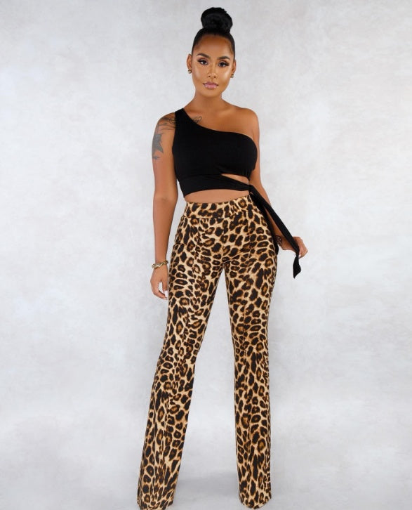 Slim leopard flare pants