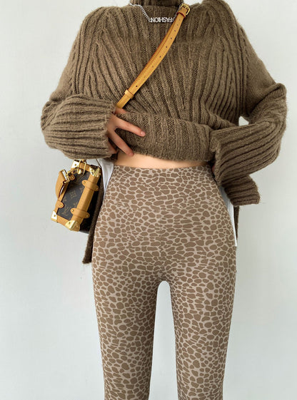 Nine Point Leopard Pattern Suede And Plush Leggings